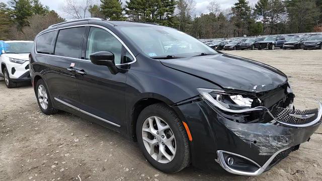 Chrysler Pacifica 2018