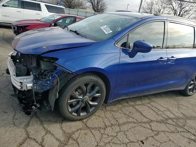 Chrysler Pacifica 2019