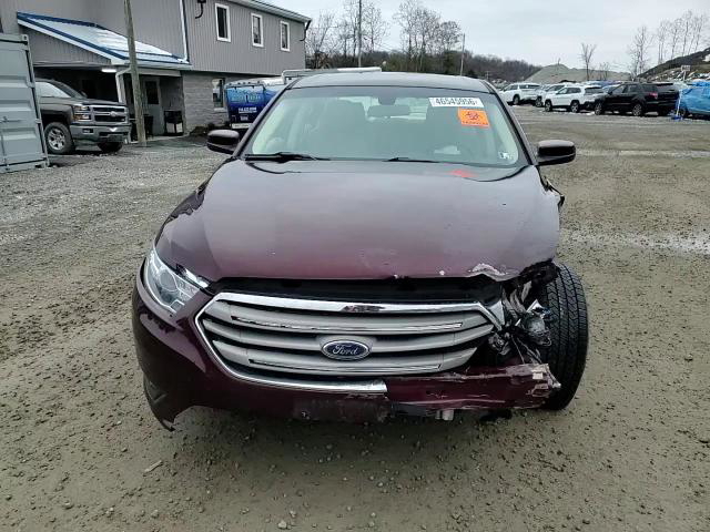 Ford Taurus 2019