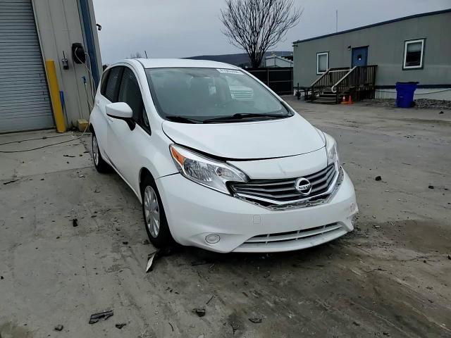Nissan Versa 2016