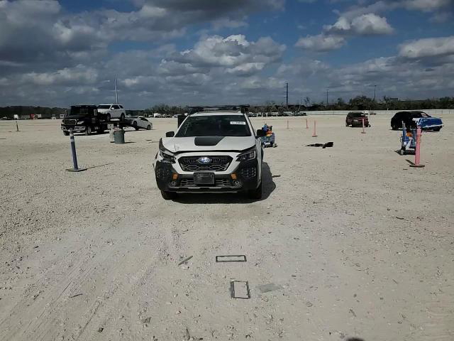 Subaru Outback 2024