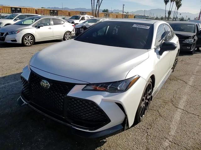 Toyota Avalon 2020