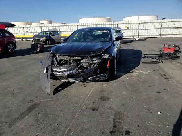Chrysler 200 2016