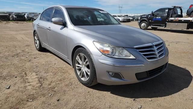 Hyundai Genesis 2011