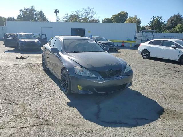 Lexus IS 2006