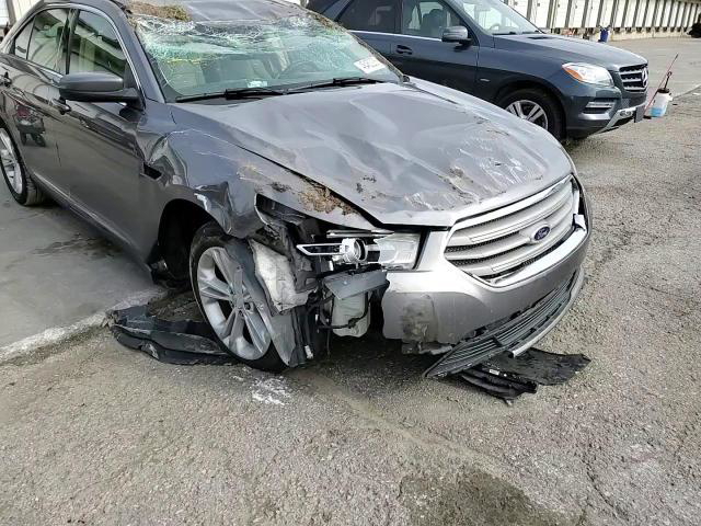Ford Taurus 2014