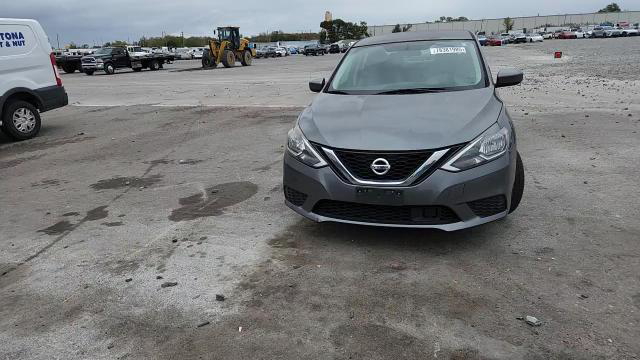 Nissan Sentra 2018