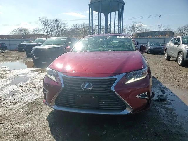 Lexus ES 2017