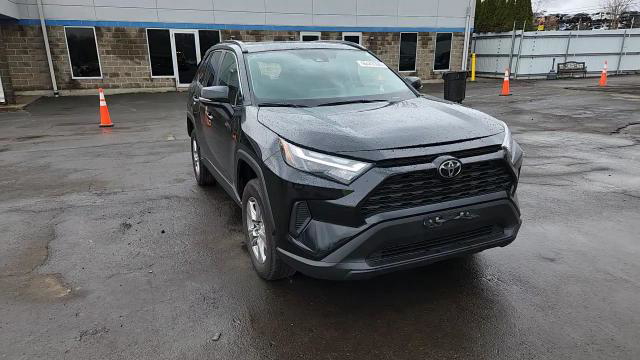 Toyota RAV 4 2025