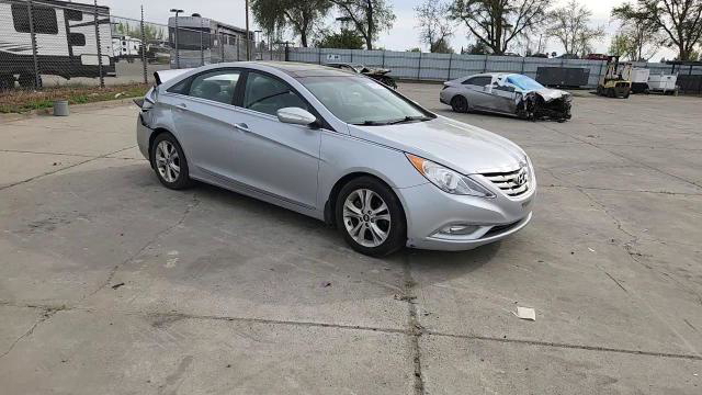 Hyundai Sonata 2012