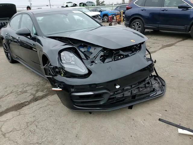 Porsche Panamera 2021