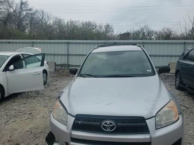 Toyota RAV 4 2010