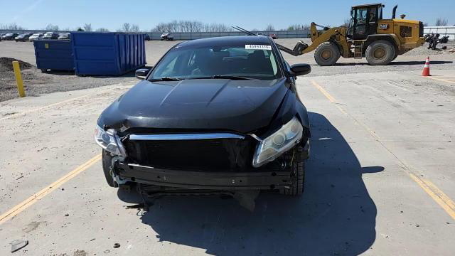 Ford Taurus 2012