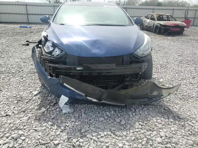 Hyundai Elantra 2016