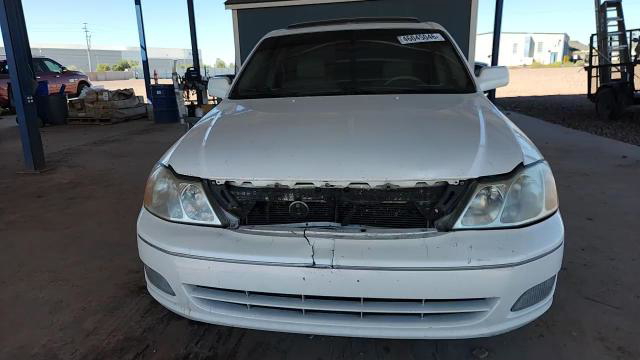 Toyota Avalon 2000
