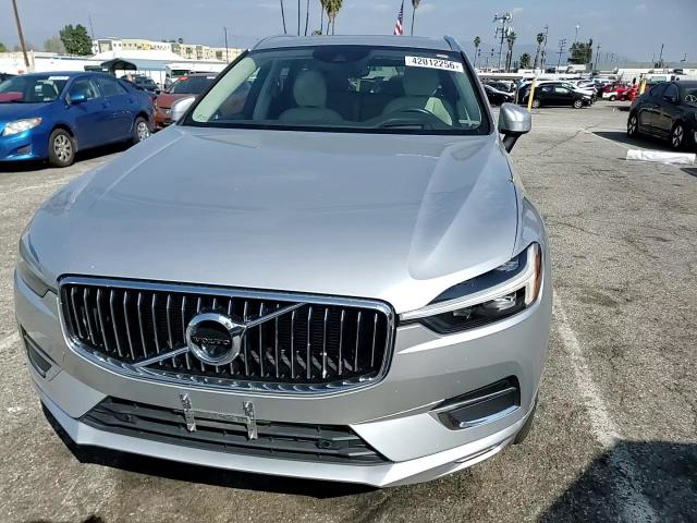 Volvo XC60 2021