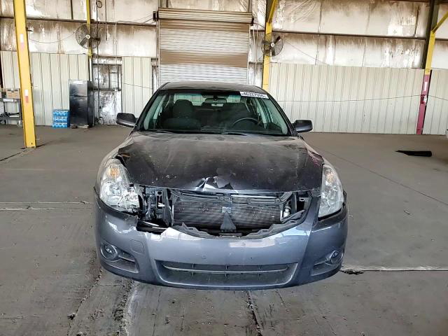 Nissan Altima 2012