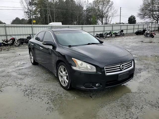 Nissan Maxima 2014