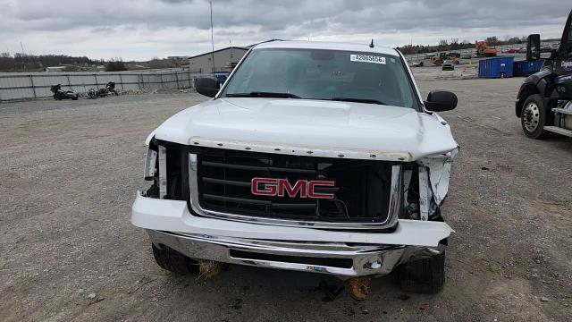 GMC Sierra 2011