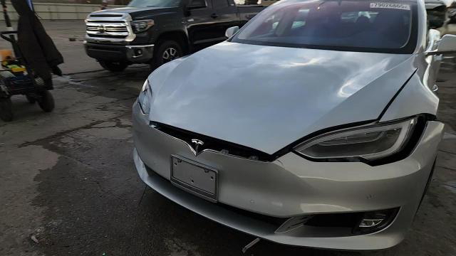 Tesla Model S 2017