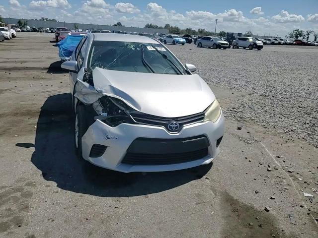 Toyota Corolla 2015