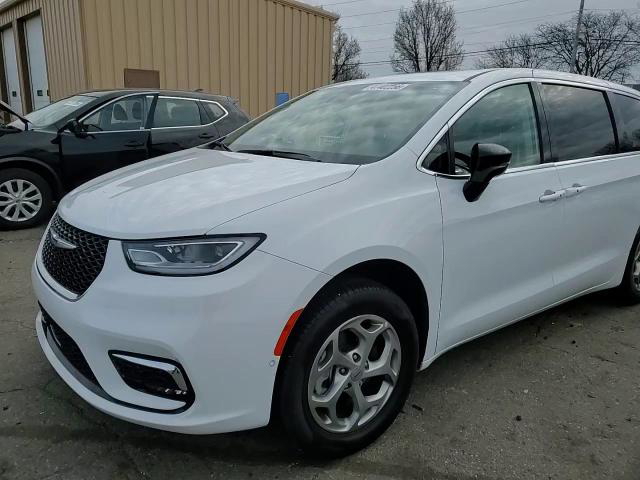 Chrysler Pacifica 2024