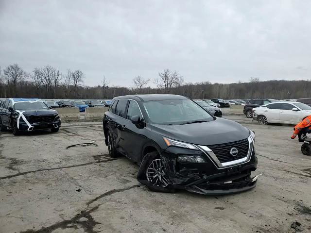 Nissan Rogue 2023