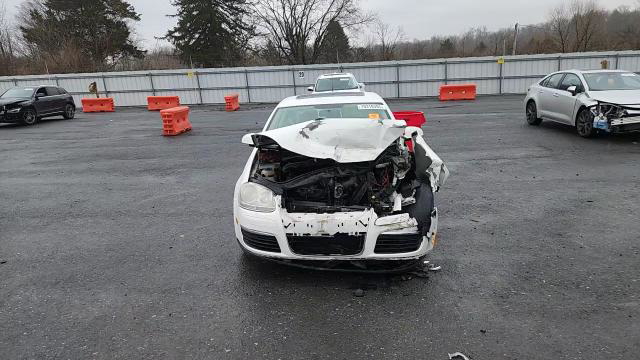 Volkswagen Jetta 2010