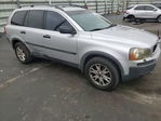 Volvo XC90 2004
