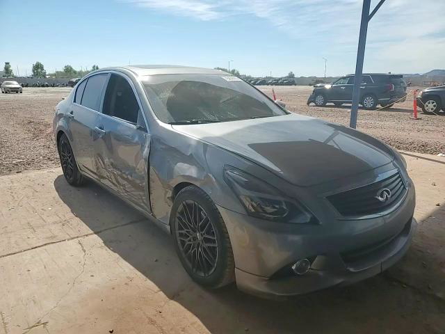 Infiniti G 2012