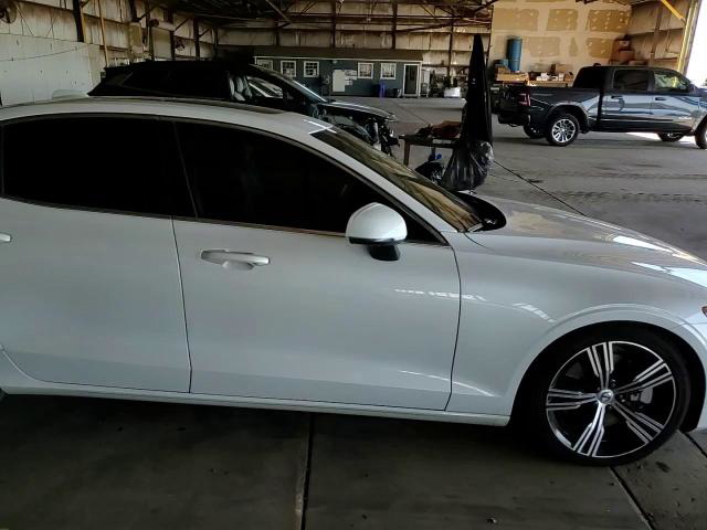 Volvo S60 2022