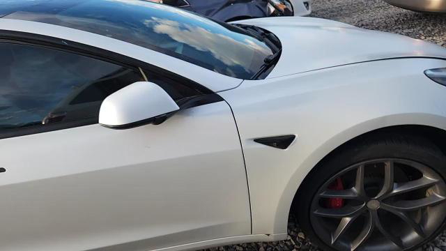 Tesla Model 3 2023