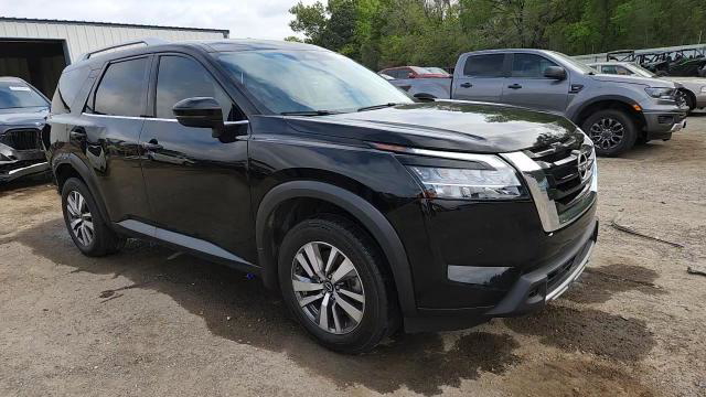 Nissan Pathfinder 2023