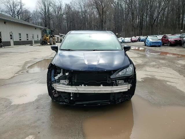 Chrysler Pacifica 2017