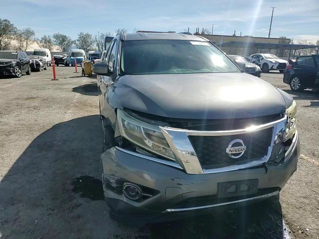 Nissan Pathfinder 2015