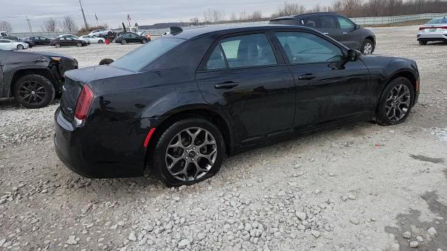 Chrysler 300 2016