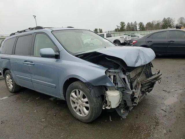 Kia Sedona 2008