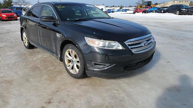 Ford Taurus 2011