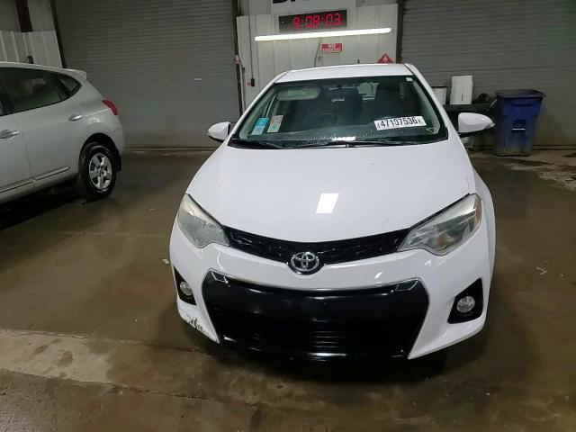 Toyota Corolla 2015