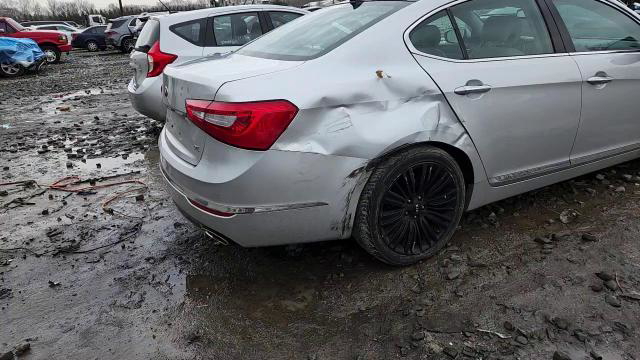 Kia Cadenza 2016
