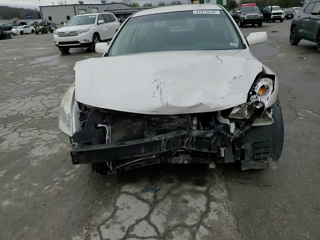 Nissan Altima 2012