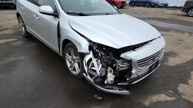 S60 2015