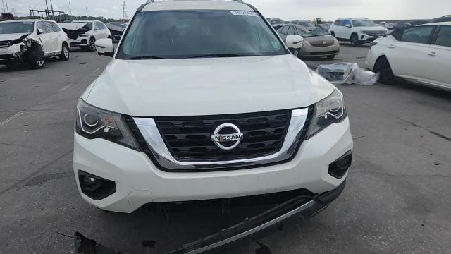 Nissan Pathfinder 2017