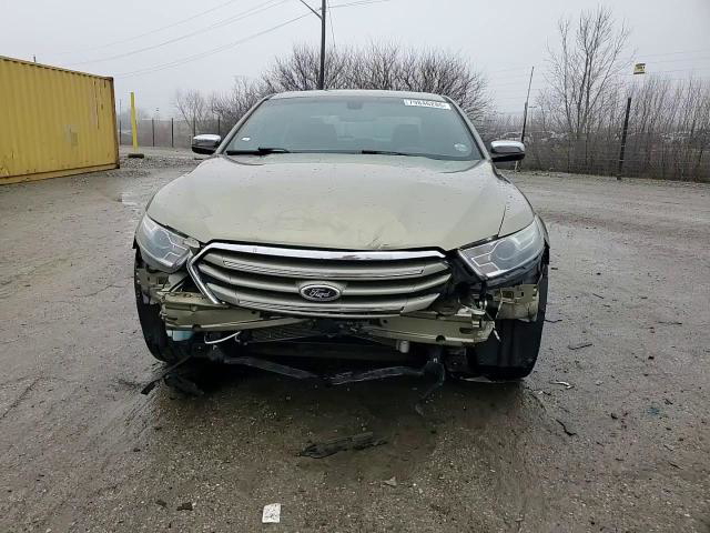 Ford Taurus 2013