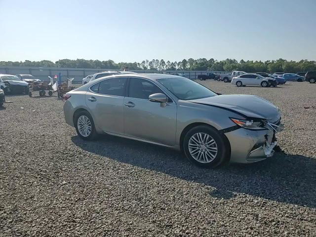 Lexus ES 2017