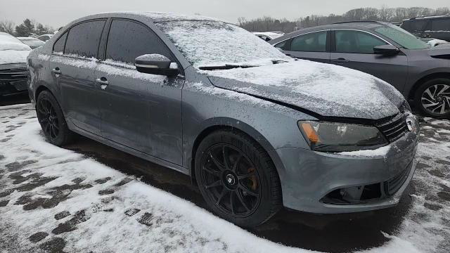 Volkswagen Jetta 2012