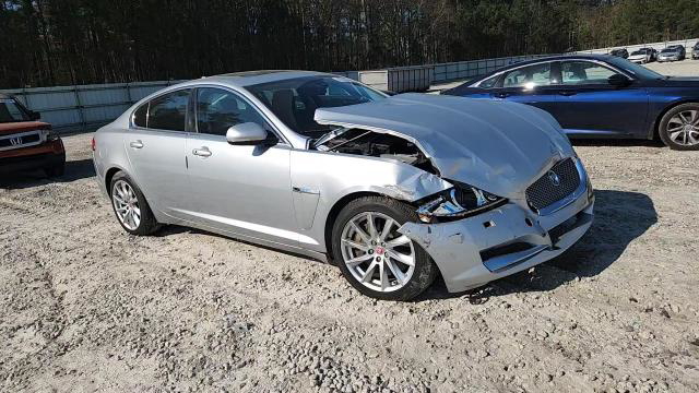 Jaguar XF 2015