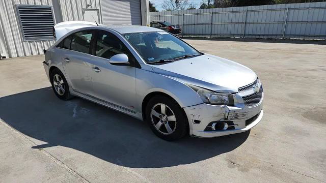 Chevrolet Cruze 2013