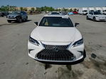 Lexus ES 2022