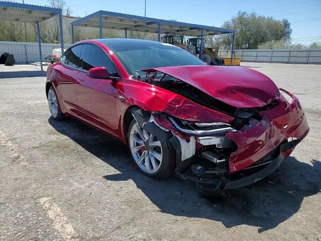 Tesla Model 3 2025